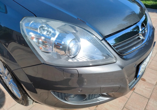 Opel Zafira cena 23900 przebieg: 180700, rok produkcji 2010 z Wrocław małe 277